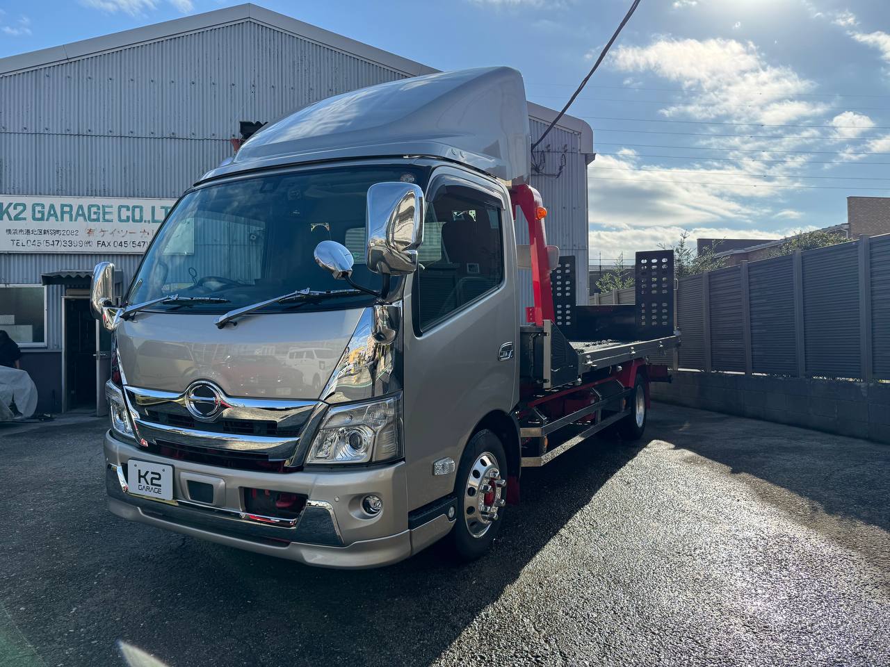 デュトロ 2t セーフティーローダー 外観